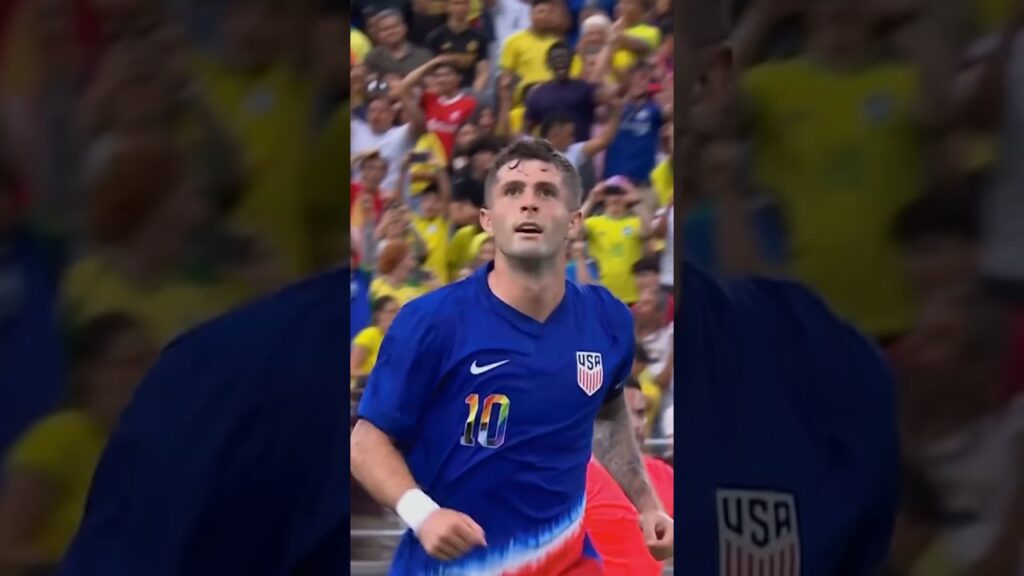 Christian Pulisic scores on a free kick for USMNT vs. Brazil 🎯