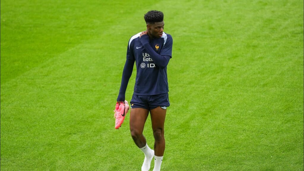 Aurélien Tchouaméni fait une partie de l’entraînement collectif avec les Bleus | Euro 2024