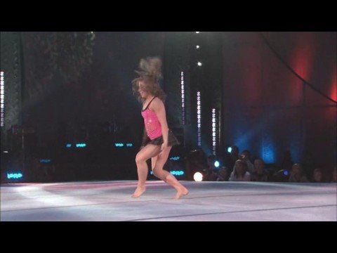 Shawn Johnson - Floor #2 HQ (Tour of Gymnastics Superstars)