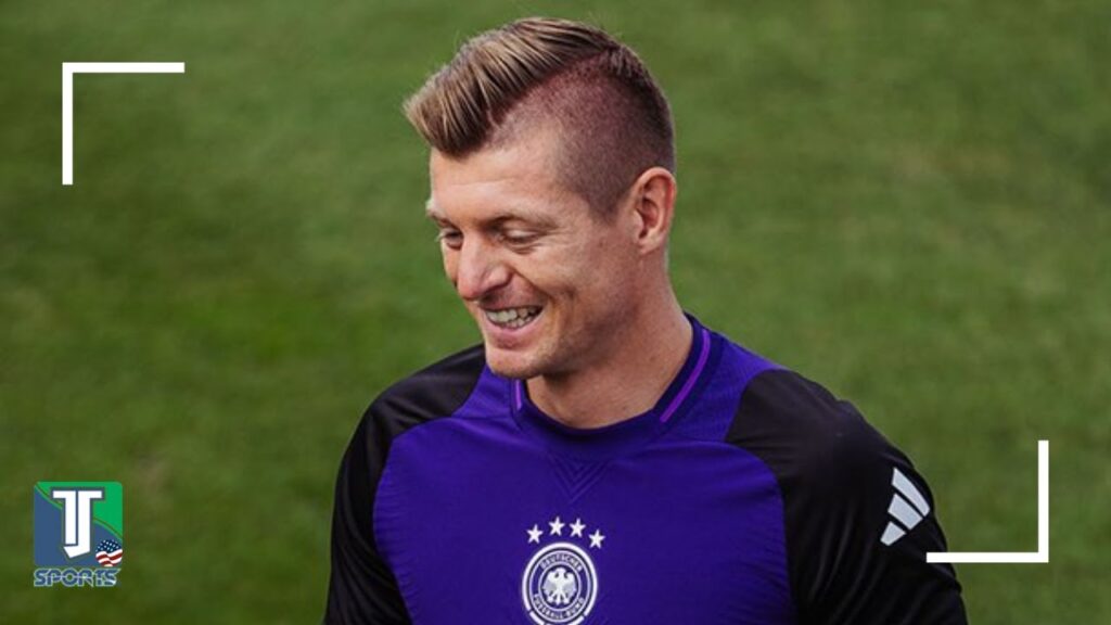 Toni Kroos and Manuel Neuer SHOW OFF their 'keepy-uppy' SKILLS during Germany's TRAINING