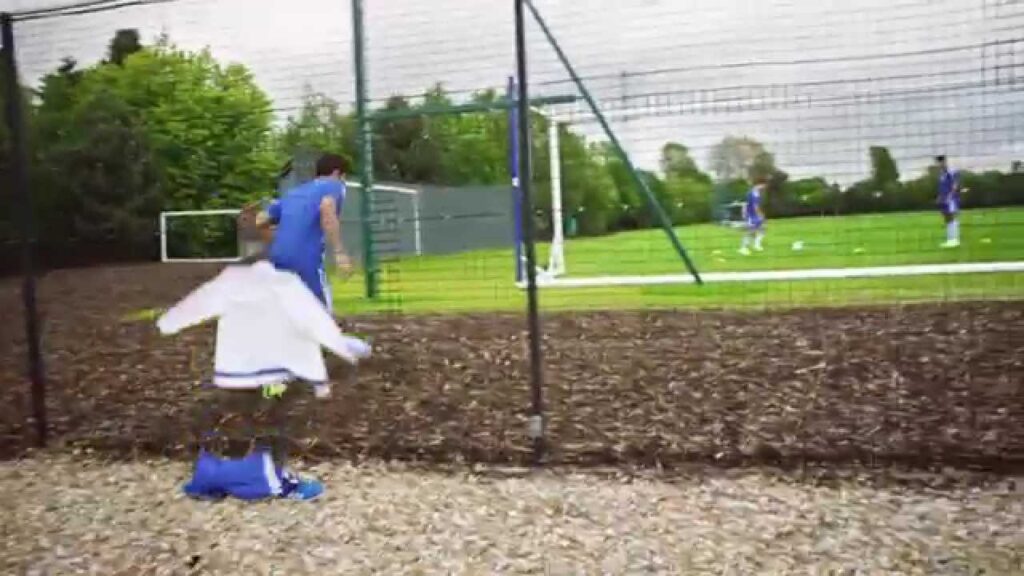 If it's not blue, Diego Costa will turn it blue. Can't be late for training though! #BeTheDifference