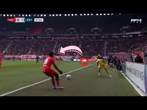 1000 IQ move from Feyenoord goalkeeper Justin Bello