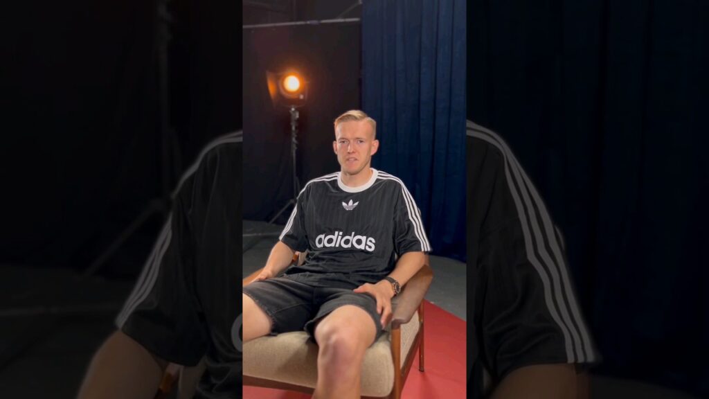 Co Karol Świderski najbardziej kocha w piłce nożnej?