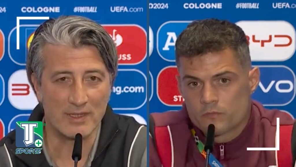 Murat Yakin und Granit Xhaka sprechen vor dem Spiel der Schweiz gegen Ungarn