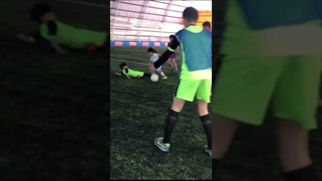 arat hosseini #football #shorts #arathosseini