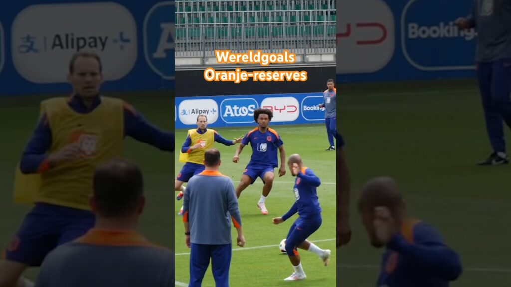Zirkzee en Bergwijn stelen de show bij training Oranje-reserves #viral #goals #oranje #euro2024