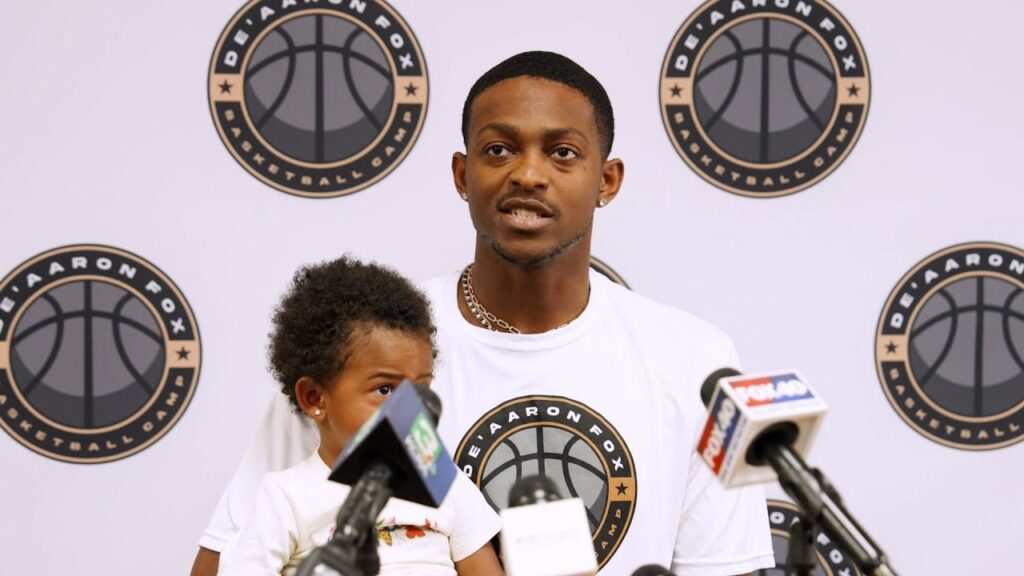 De'Aaron Fox chats about Sacramento Kings offseason, hosting youth basketball camp in Rocklin