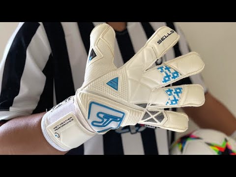 Sells "Keylor Navas" TOTAL CONTACT™ AQUA ULTIMATE Goalkeeper Glove