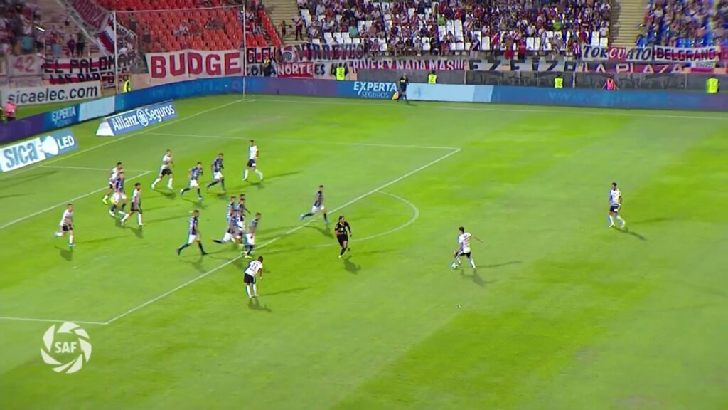 Nico De La Cruz, especialista en pases-gol