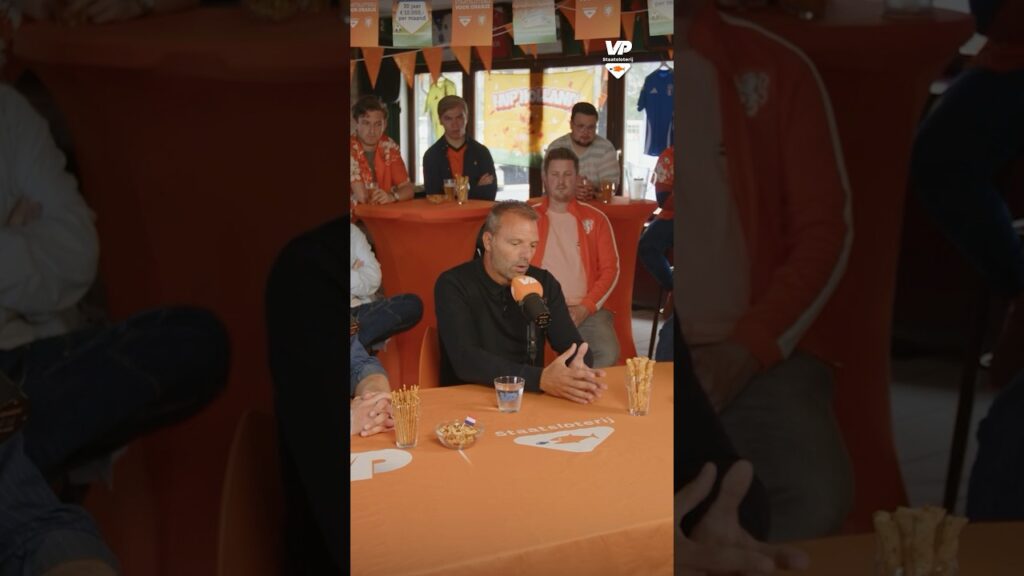 🤩 Maurice Steijn heeft mooie woorden voor Steven Bergwijn! 🔥🤝 #VoorOranje #ad #Ajax