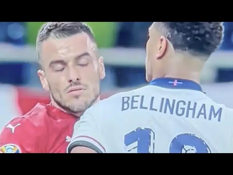 Jude Bellingham shouldered to Filip Kostić vs Serbia