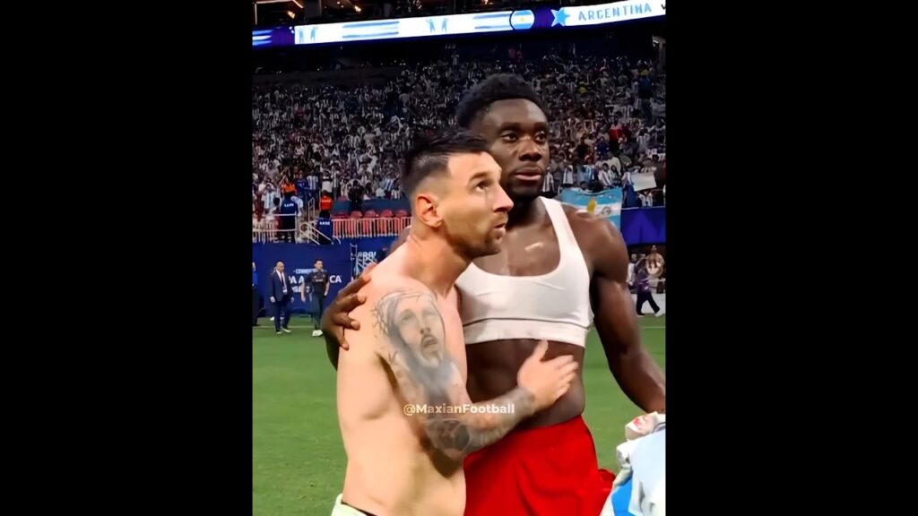 Messi & Alphonso Davies 💙