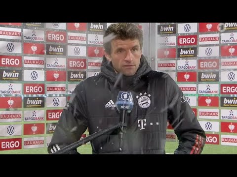 Wenn Thomas Müller DUMME Fragen beantworten muss