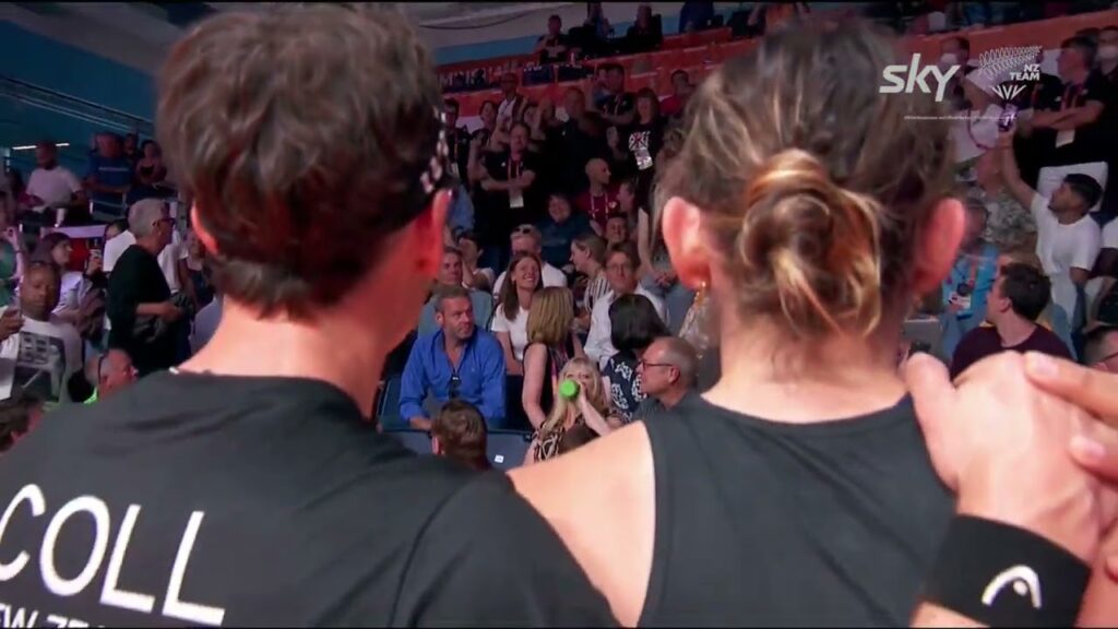 HAKA: Squash | Crowd perform Haka for Joelle King & Paul Coll | Birmingham 2022 Commonwealth Games