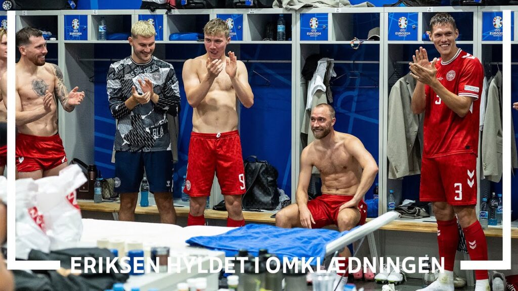 Hør talerne i omklædningen: Kjær og Hjulmand hylder stolt Eriksen - efter landskampsrekord