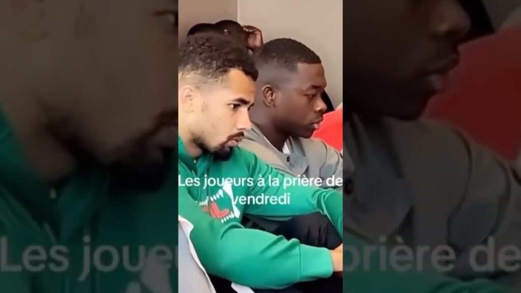 Eskey!😲Nampalys Mendy à la mosquée pour la prière du vendredi.