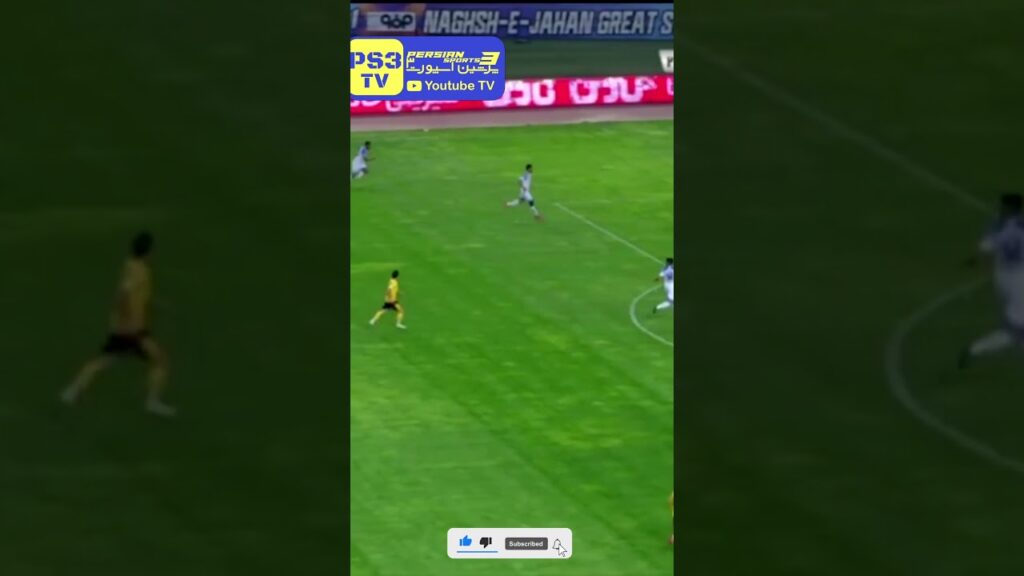 گل اول سپاهان به ملوان توسط رامین رضائیان