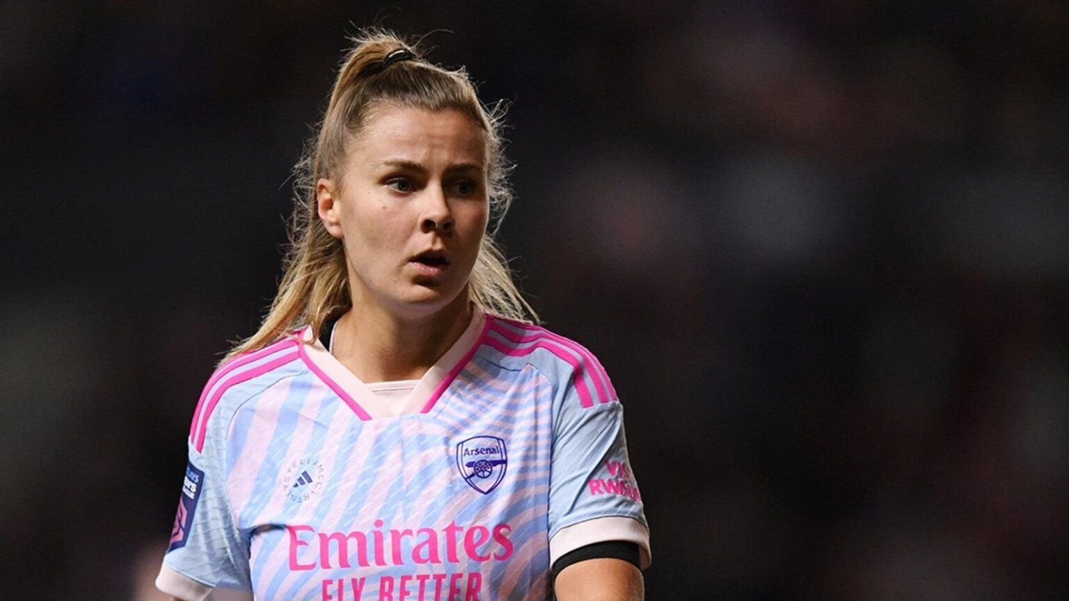 Victoria Pelova suffered a ruptured anterior cruciate ligament while playing for the Netherlands against Finland on Tuesday 4 June