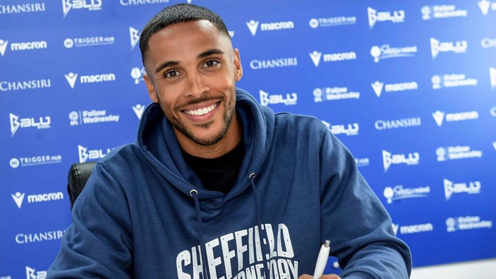 Sheffield Wednesday sign Max Lowe on a free from Sheffield United
