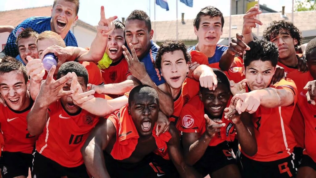 Nathan Aké en Thom Haye kijken uit naar EK Onder 17