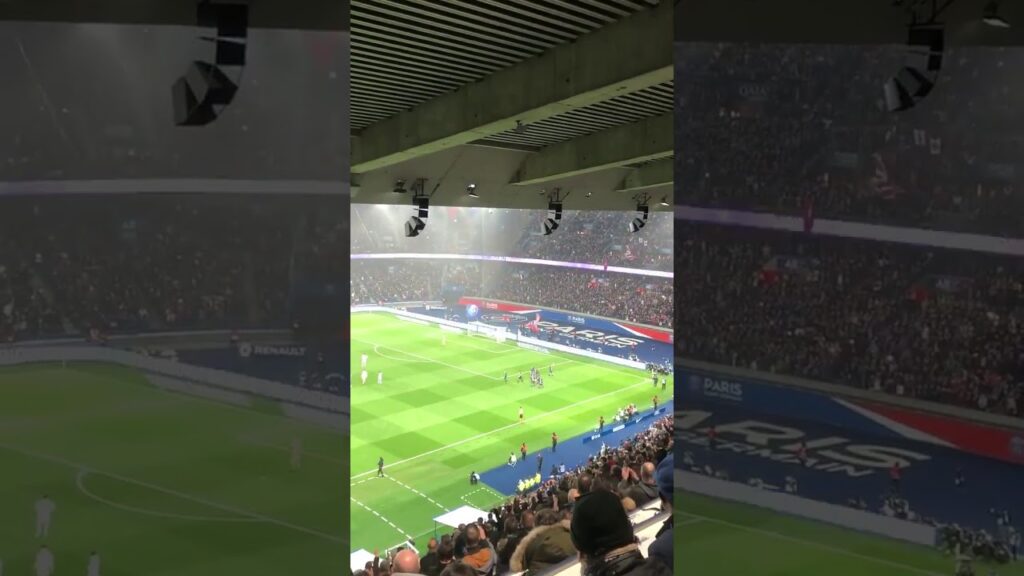 Le speaker du Parc des Princes s'enflamme pour le 200ème but Edinson Cavani PSG Bordeaux 4-3