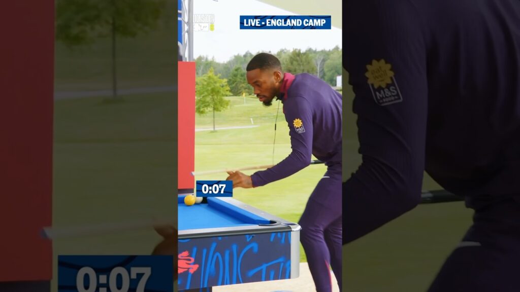 Ivan the Professional Pool Player: A Short Story 🎱 😂