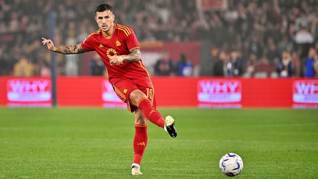 𝐋𝐎𝐎𝐊 𝐖𝐇𝐀𝐓 Leandro Paredes is doing at AS Roma👀