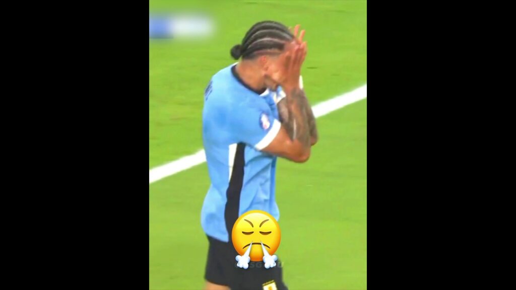 Darwin Nunez misses a few then scores a BANGER #núñez #copaamerica