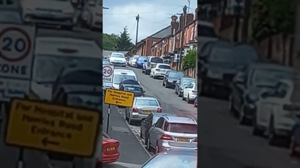 عمرو أديب : بقالنا 12 سنه بنسمع يوم الجمعة العصر: الكهرباء والماء والغاز ماتقطعش في القصر