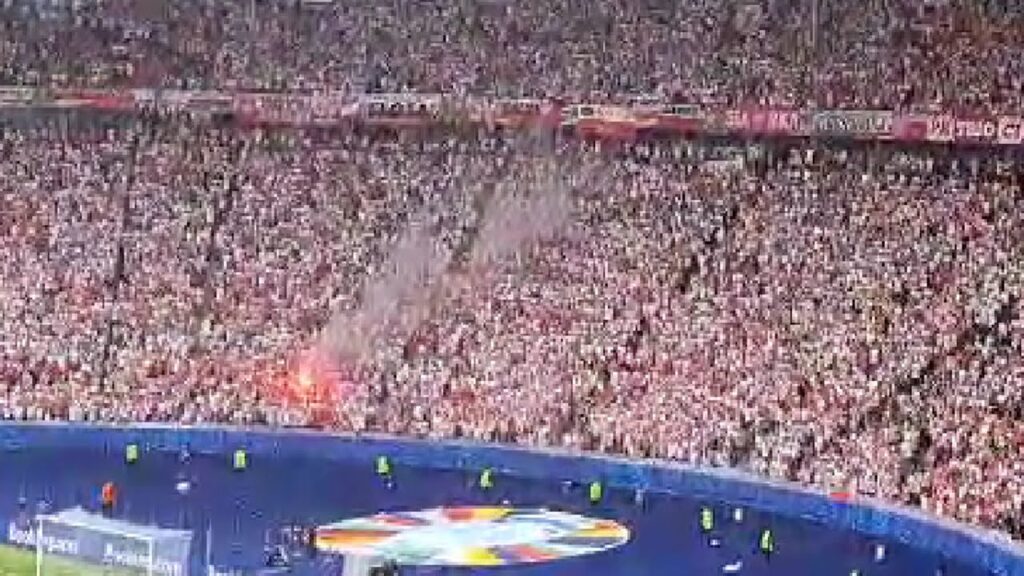 Krzysztof Piątek i bramka na 1:1 w meczu Polska - Austria. Radość kibiców. Euro 2024 | 21.06.2024