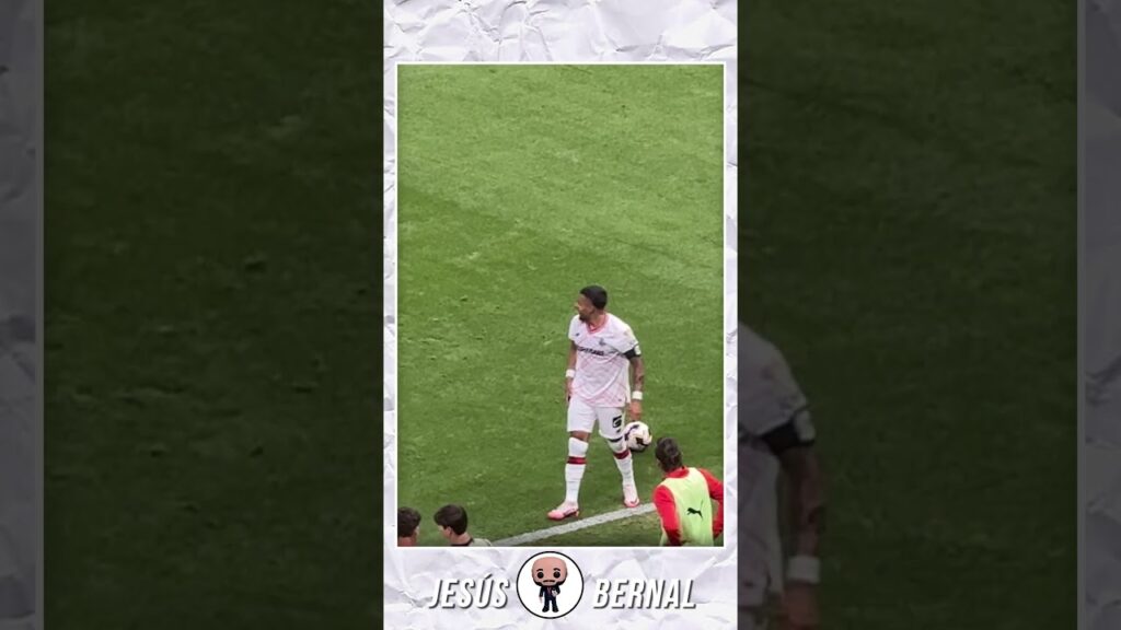 🔥LE GRITAN B0RR4CH0 A ALEXIS VEGA😨#AlexisVega #Toluca #Chivas #EstadioAkron #JesusBernal
