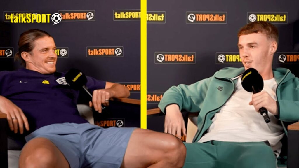 "WHAT DOES HE LOOK LIKE?!" 🤣 Conor Gallagher MOCKS Palmer For Laying Down During talkSPORT Interview