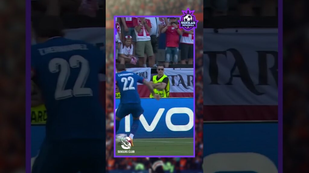 What a performance BY  ŁUKASZ SKORUPSKI