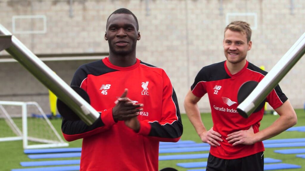 Benteke vs. Mignolet in the Batak Challenge - who will win? | SUBWAY® Stores