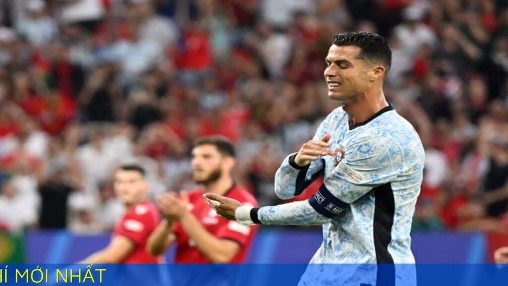 Figo ám chỉ Ronaldo khiến Bồ Đào Nha thất bại tại Euro 2024