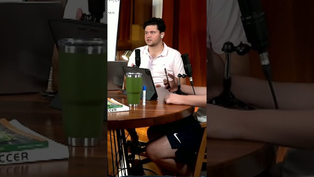 Edson Álvarez la rompería en el Manchester United 🤩 | #EdsonAlvarez #manchesterunited #PremierLeague