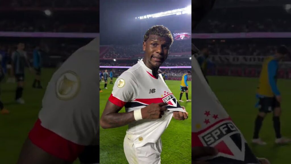 ARBOLEDA FALA Q TEM Q RESPEITAR ESTÁ  CAMISA DO SÃO PAULO