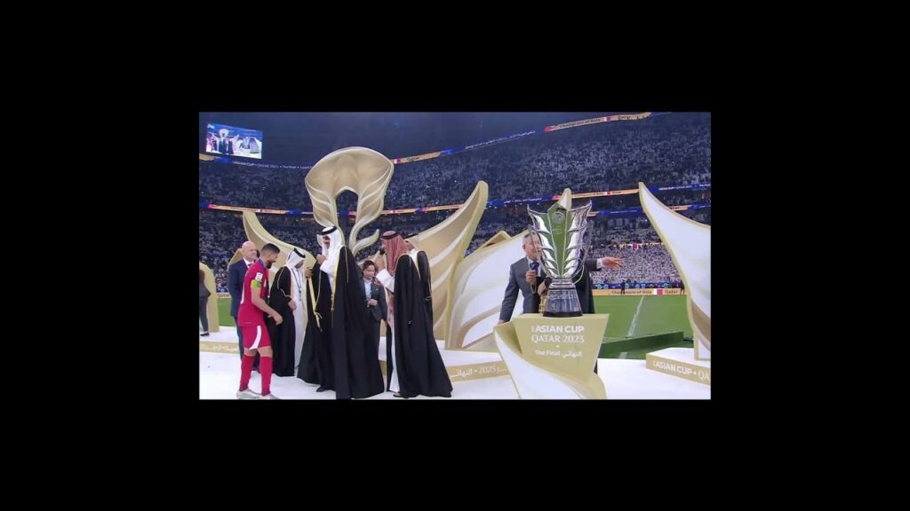 حسن الهيدوس قائد منتخب قطر على طريقة ميسي في نهائي كأس العالم