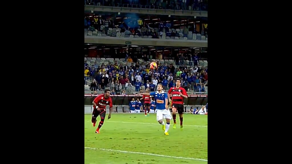 O QUE FALAR DE EVERTON RIBEIRO ????