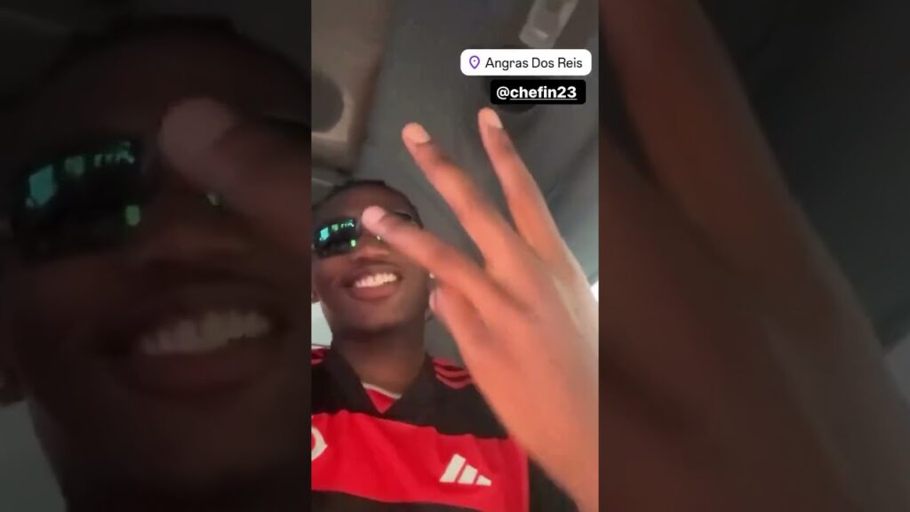 RAFAEL LEÃO É O NOVO REFORÇO DO FLAMENGO? 👀🤣 Apareceu com A CAMISA enquanto está no Brasil #shorts