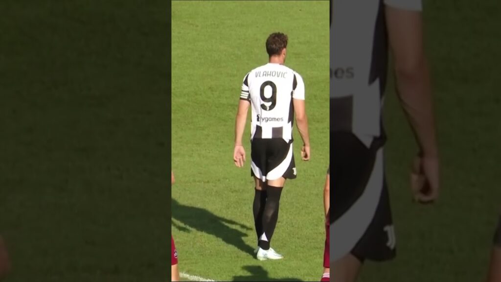 Giornata no: #Vlahovic sbaglia il rigore ❌