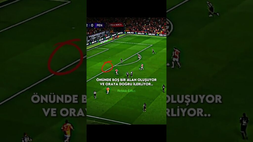 Dries Mertens'in mükemmel oyun zekası.. 🤩 #football #galatasaray #kesfet #keşfet #rebistedits