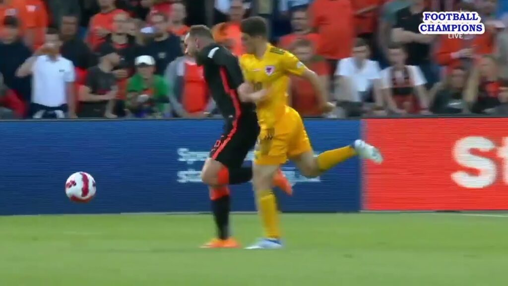 Vincent Janssen hat den Abstoß fantastisch gemacht, Niederlande-Wales, UEFA Nations League 2022