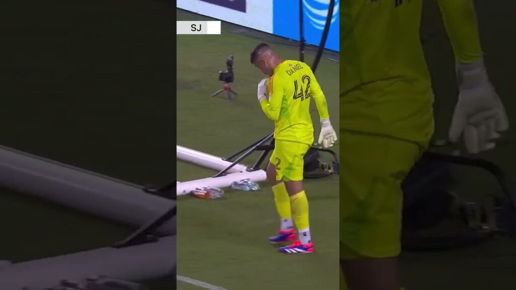 😮‍💨¡APARECIÓ EL PIOJO! 🎯 | En el último minuto Roberto Carlos Alvarado salvó a Chivas de la derrota