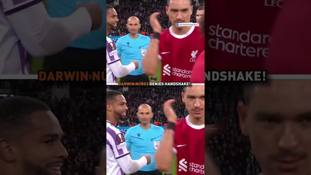 Darwin Núñez denies a handshake?!