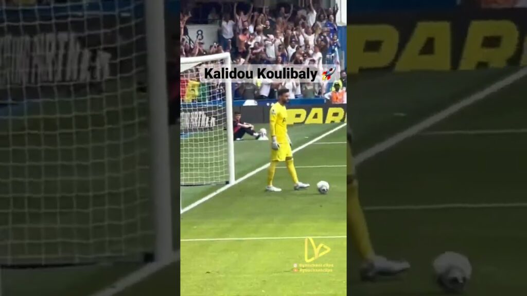 Kalidou Koulibaly goal for Chelsea v Tottenham