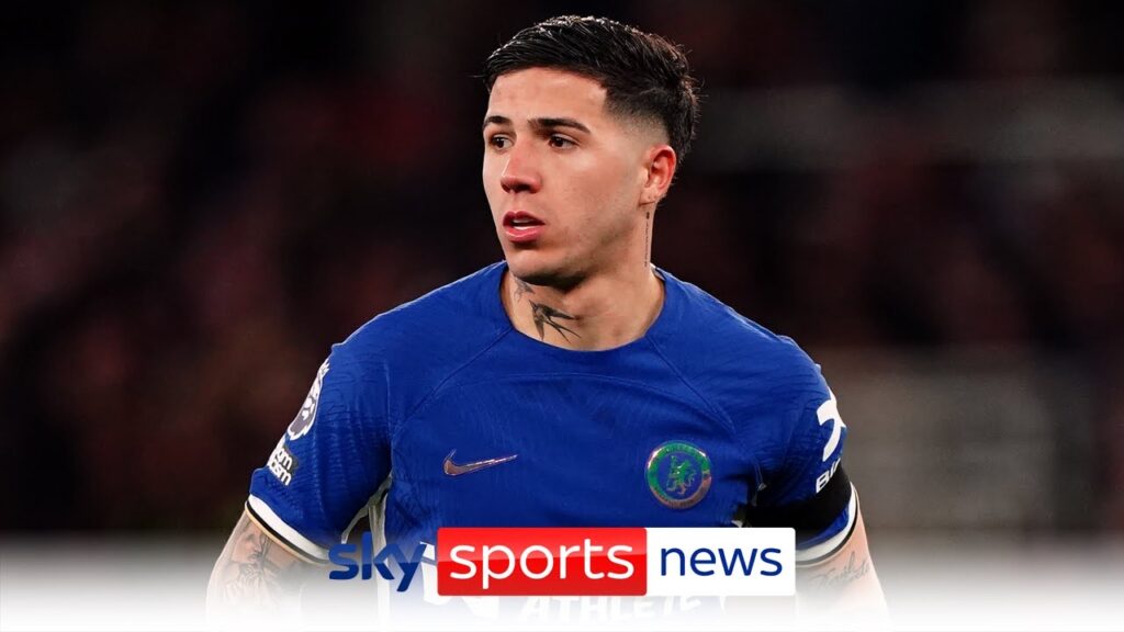 Enzo Fernandez returns to squad & apologies to team-mates after racism storm Enzo Fernandez returns to squad & apologies to team-mates after racism storm