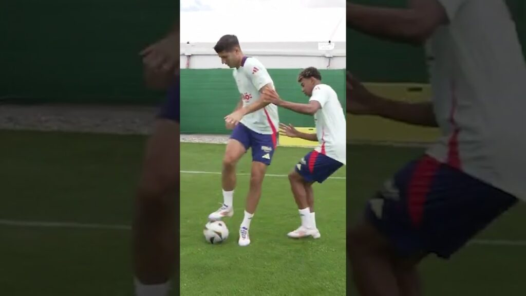 🇪🇸 Álvaro Morata humiliating Lamine Yamal... It can't be, can it? 😂