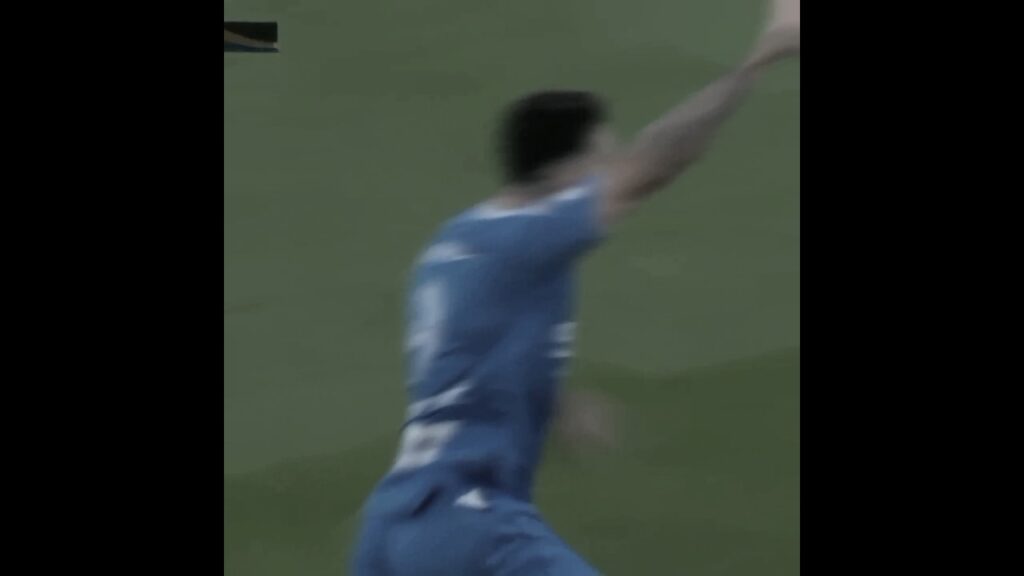 والله بـ 9 لاعبين 💙🫣 . #football #edit #الهلال #الاتحاد #shorts