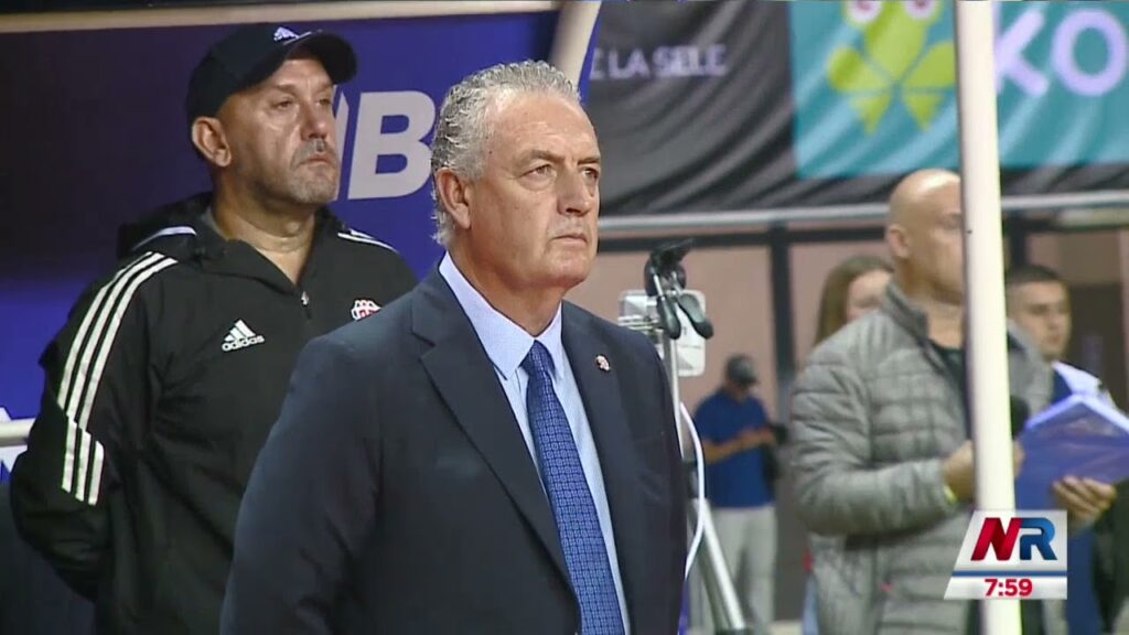 Fedefutbol sostiene que Gustavo Alfaro seguirá